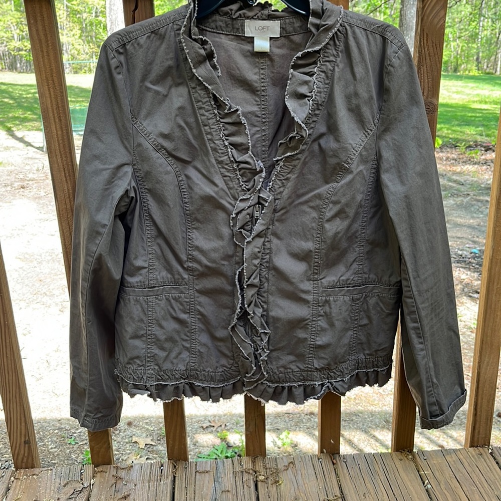 Euc Loft Jacket, Light Weight. Size Large. Army G… - image 1